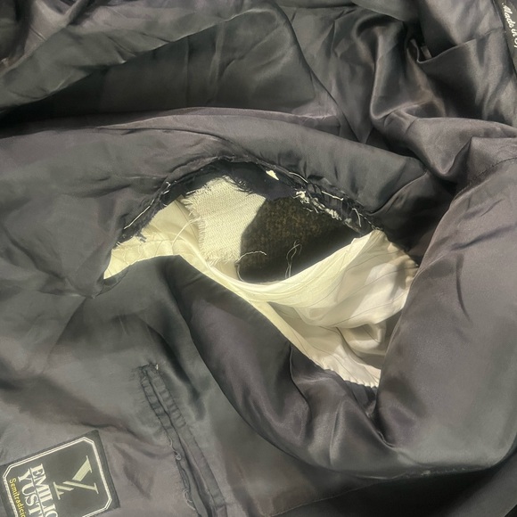 Elegant Navy Men's Blazer - Picture 8 of 8